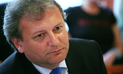 Hiller: az MSZP szociáldemokrata platformja szolidaritást vállal Gyurcsány Ferenccel