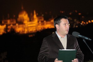 „A reménytelenségben is szembe mert velük szállni”