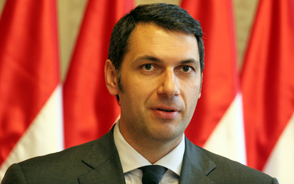 Lázár: Pluszpénzt a Lakitelek Népfőiskolának!