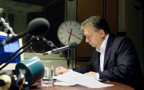 Orbán: Nem szólhat bele senki a magyar jogalkotásba