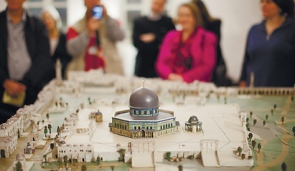 Tiny model of Temple Mount returns to Jerusalem
