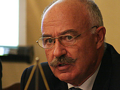 Uniós szankciószigorítás Szíriával szemben