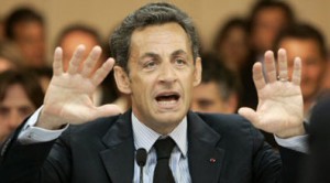 Óva inti a támadástól Izraelt