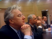 A kormány képviselői látogatást tettek az MKPK székházában