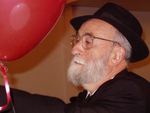 IRÁNYTÜVEL – A TALMUD TENGERÉN