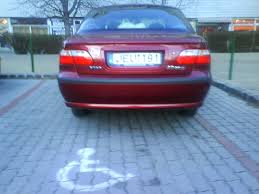 Mozgássérültek egyesülete: nem lehet parkolni a fővárosban!