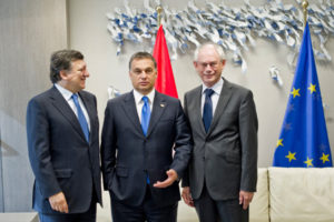 Barroso és Buzek gratulált Magyarországnak