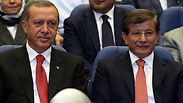 Távozik Ahmet Davutoğlu Török Miniszterelnök