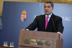 Lázár János, a Miniszterelnökséget vezető miniszter a 75.