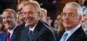 A Brexit súlyos kockázatokkal jár a volt kormányfő szerint