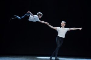 Pénteken érkezik Magyarországra Billy Elliot