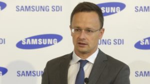 1472555809-szijjartosamsungmti