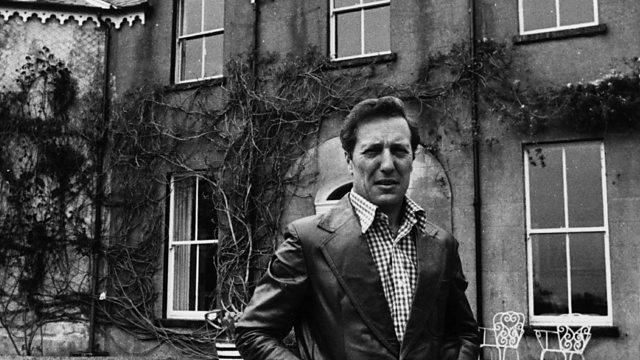 Frederick Forsyth outside his home in Ireland, 1978.jpg