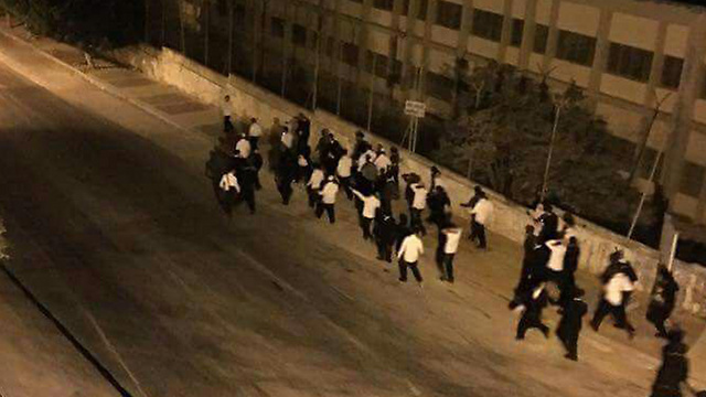 Palesztinok meglőttek egy izraeli katonát Nábluszban