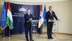 Orbán Viktor miniszterelnök hétfőn a szerbiai Nisben