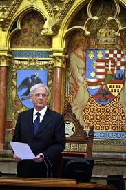 Meghalt Sólyom László volt köztársasági elnök.